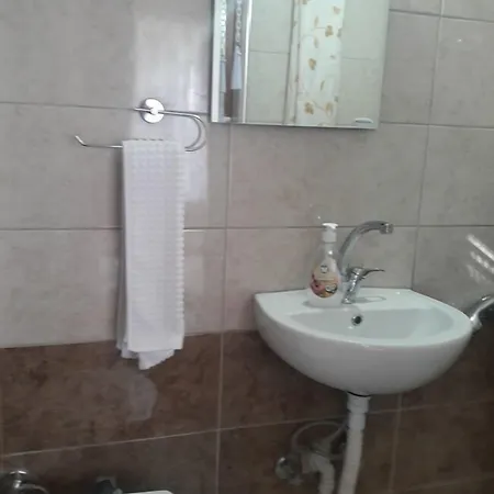 Camlaraltipansiyon
