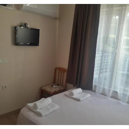 Rum i privatbostad Camlaraltipansiyon *