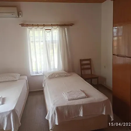 Camlaraltipansiyon Ayvalı