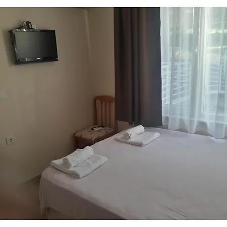 Camlaraltipansiyon * Ayvalı